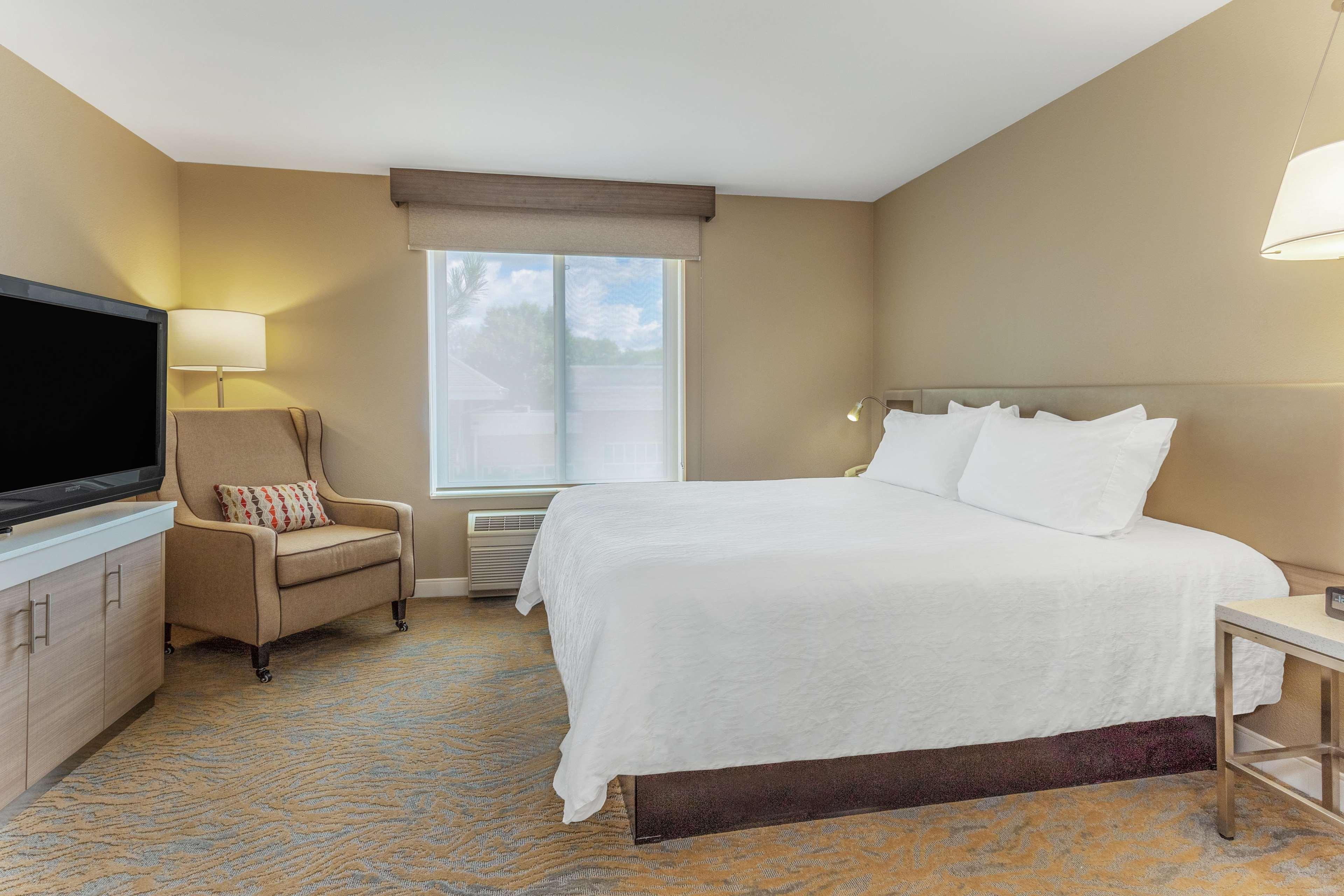 Hilton Garden Inn Сейнт Чарлз Екстериор снимка