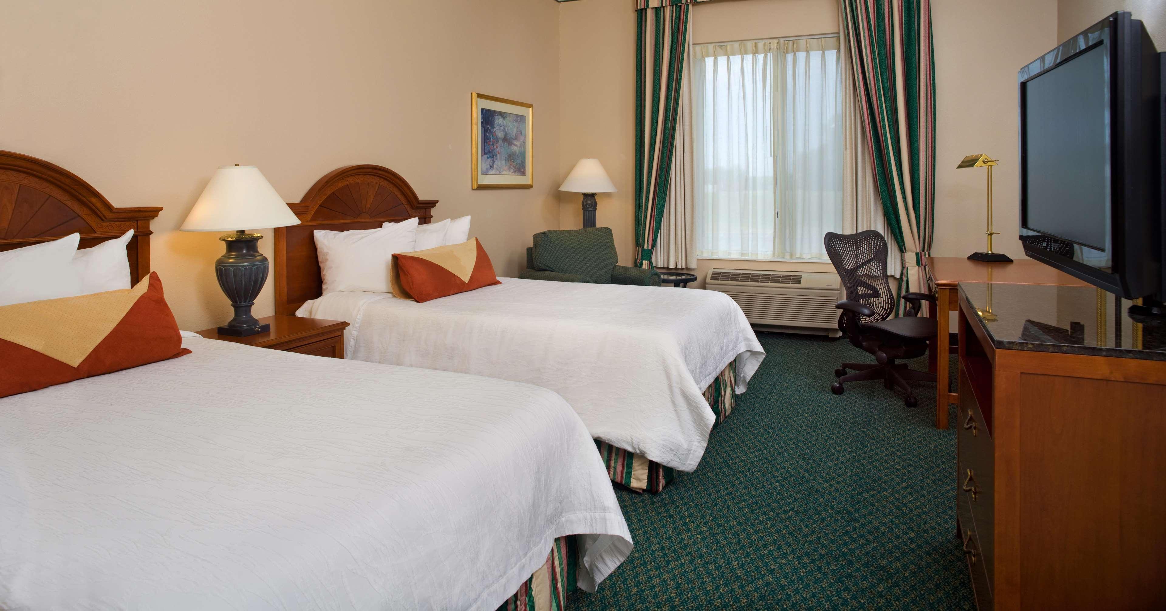 Hilton Garden Inn Сейнт Чарлз Екстериор снимка