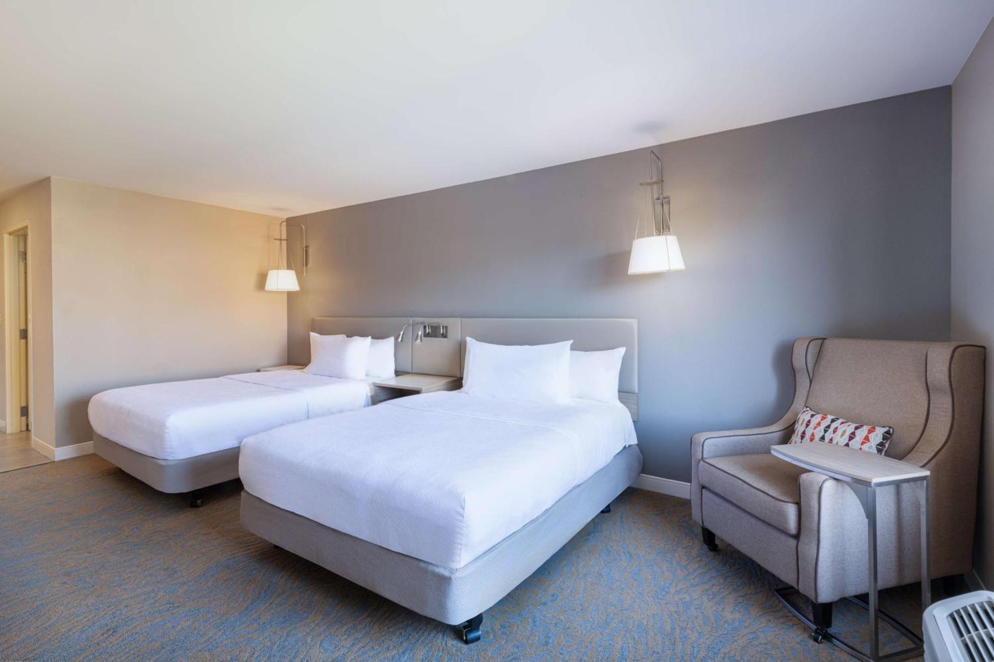 Hilton Garden Inn Сейнт Чарлз Екстериор снимка