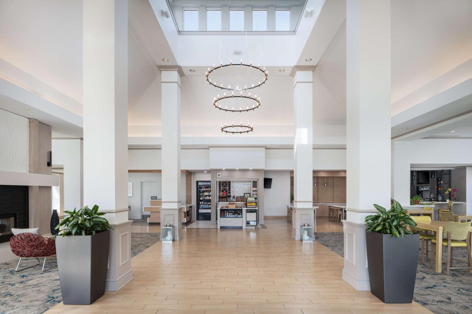 Hilton Garden Inn Сейнт Чарлз Екстериор снимка